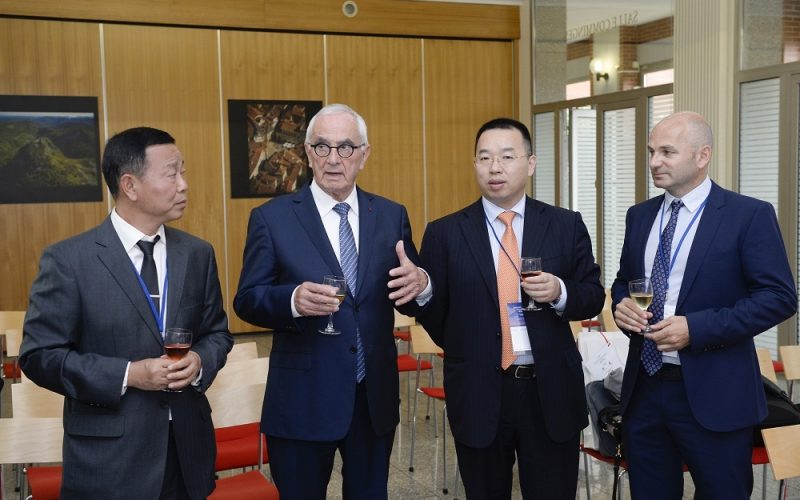 Media12-Galzin chine